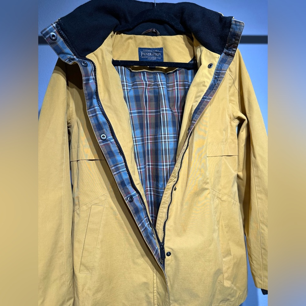 Pendleton Rain Jacket - Picture 6 of 6